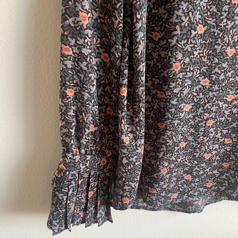 LOFT Frill-Sleeve Blouse - Picture 3 of 8